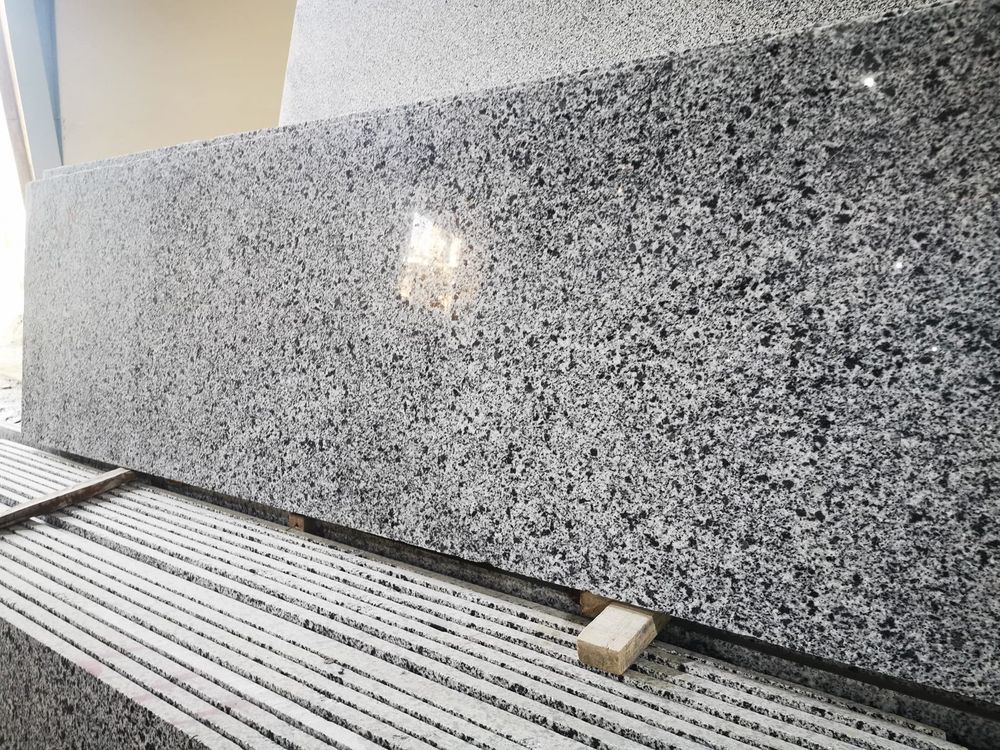 Granit Cristal Grey 2 cm lucios