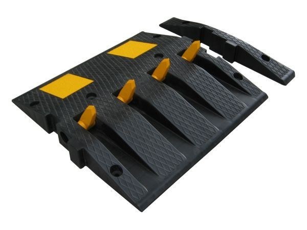 Limitator · Cu tepi metalici, pentru sens unic