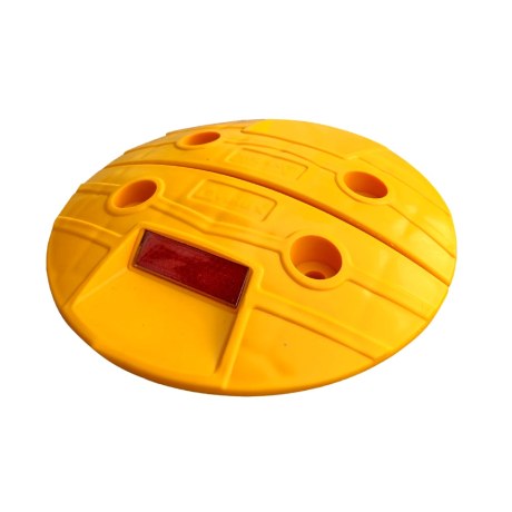 Limitator · Rotund, reflectorizant, diametrul 25cm, inaltime 3.5cm, galben